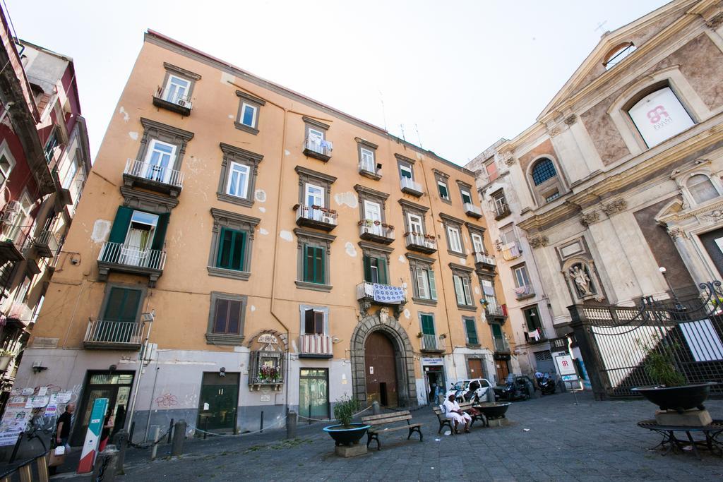 Largo Donnaregina Home Naples Exterior photo